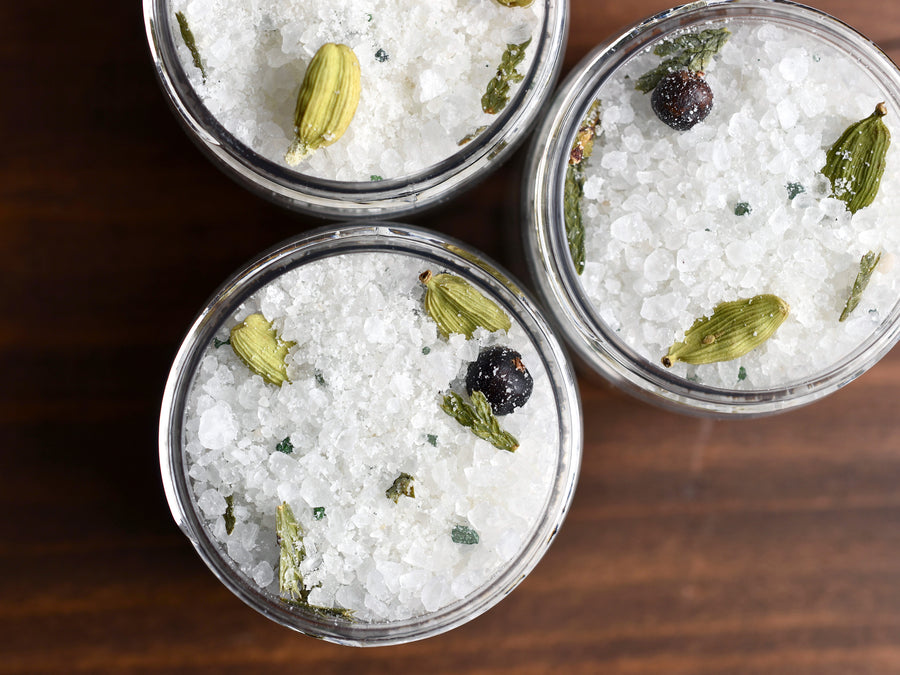 Cardamom Spruce Bath Salts - Mini Jar